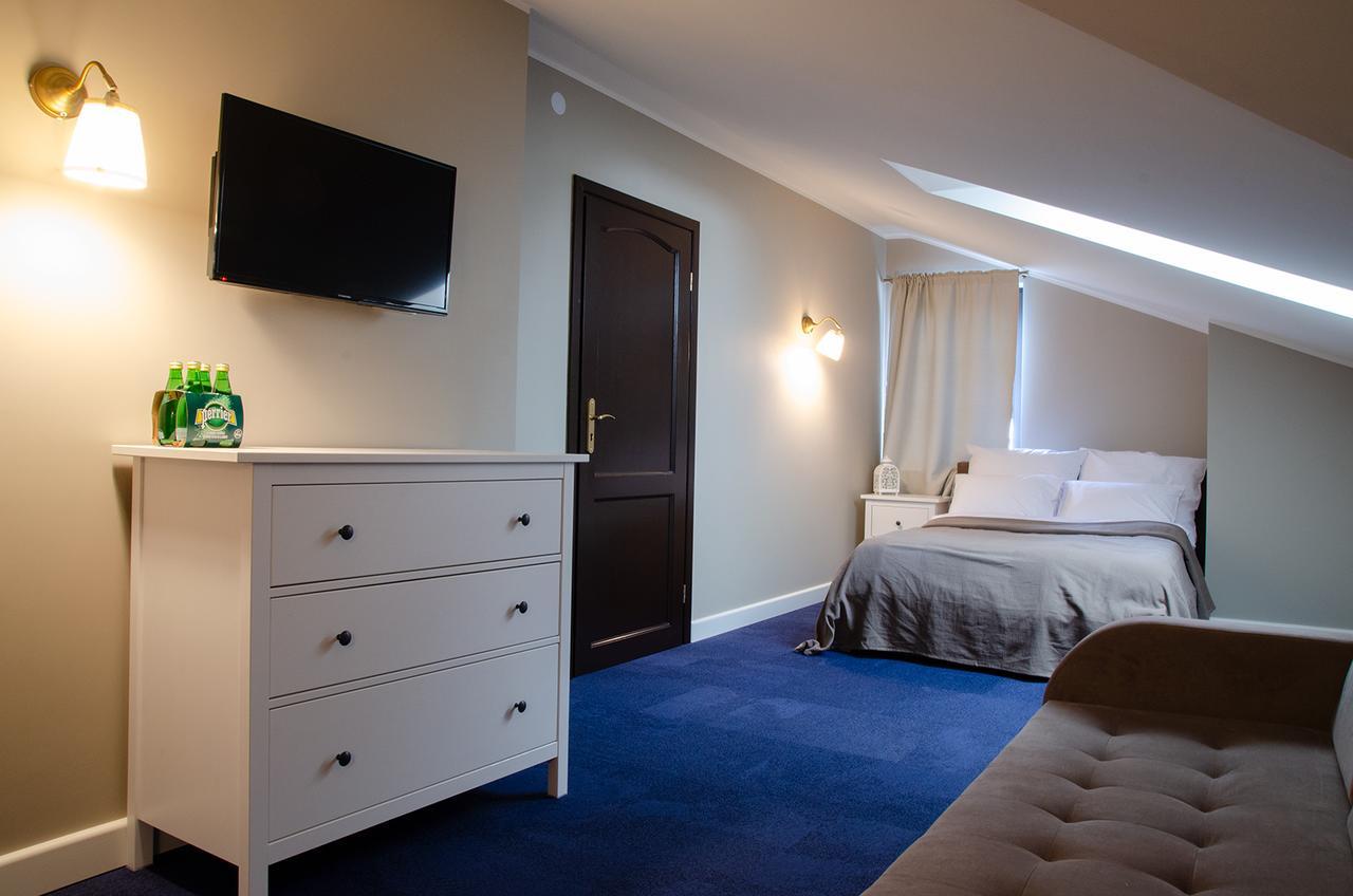 Szafirowy Dwor Hotel & Restauracja Gliwice Ngoại thất bức ảnh