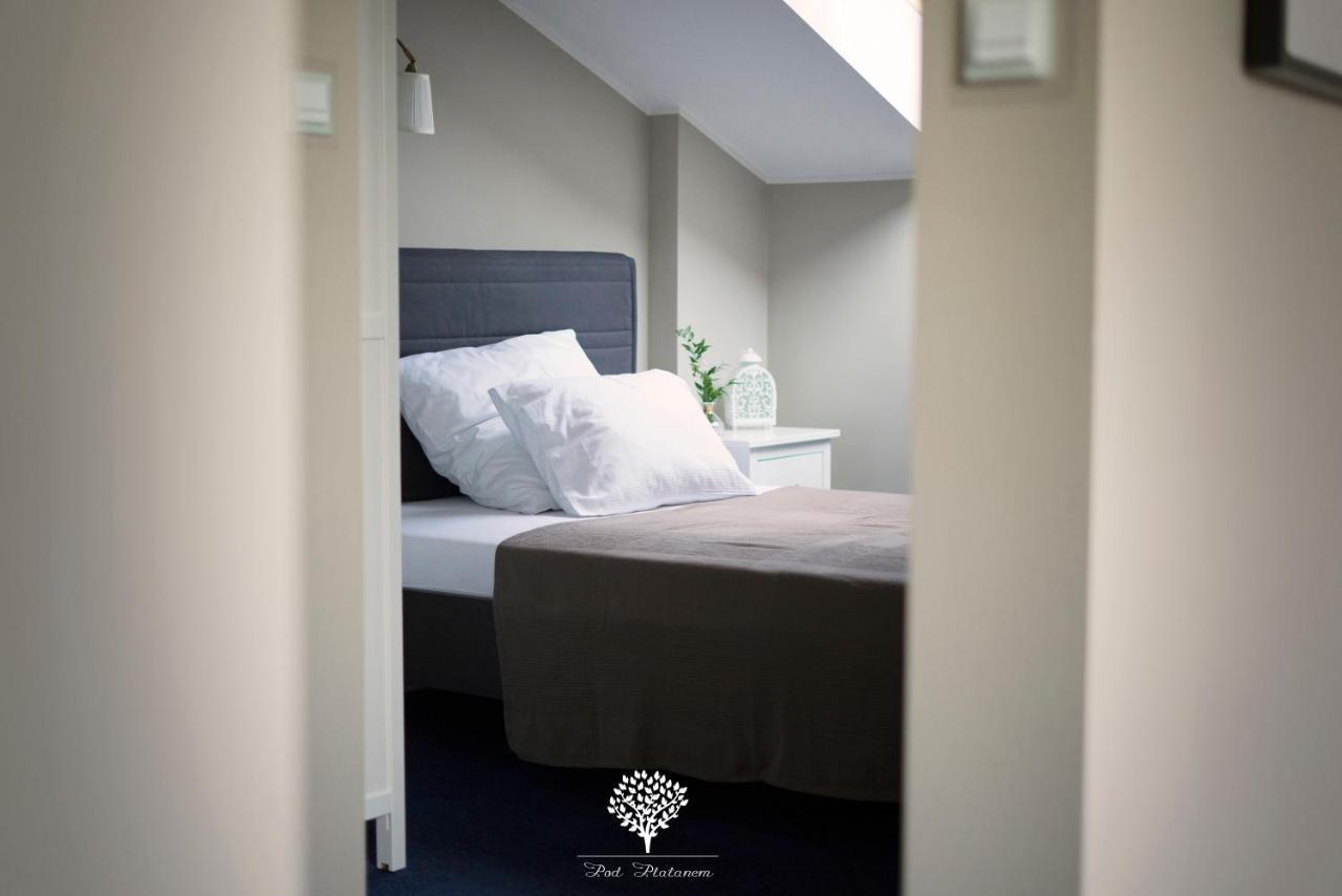 Szafirowy Dwor Hotel & Restauracja Gliwice Ngoại thất bức ảnh