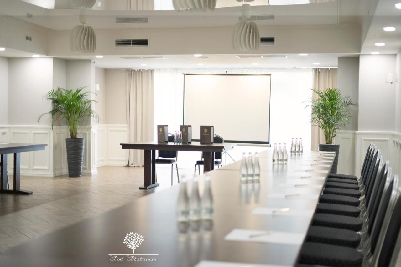 Szafirowy Dwor Hotel & Restauracja Gliwice Ngoại thất bức ảnh